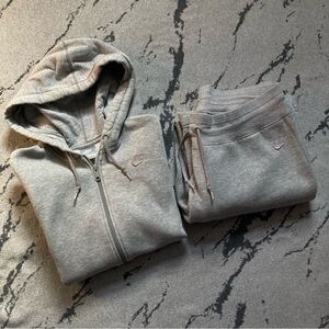 Grey Matching Nike Sweatsuit